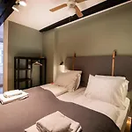 Townhouse - 3 Floors - 2 Bathrooms By Daniel&jacob's